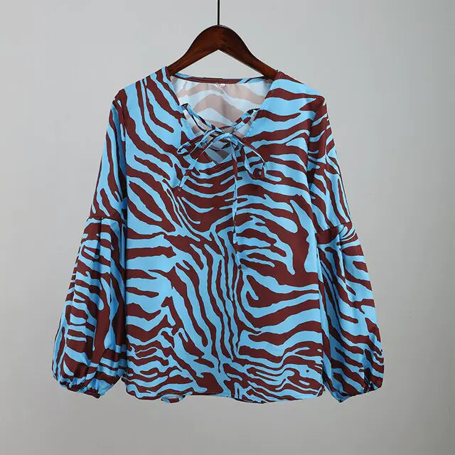 Women - Zebra V-neck shirt