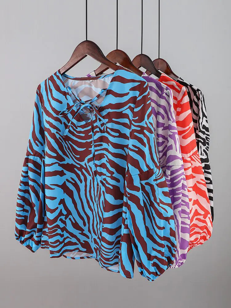 Women - Zebra V-neck shirt